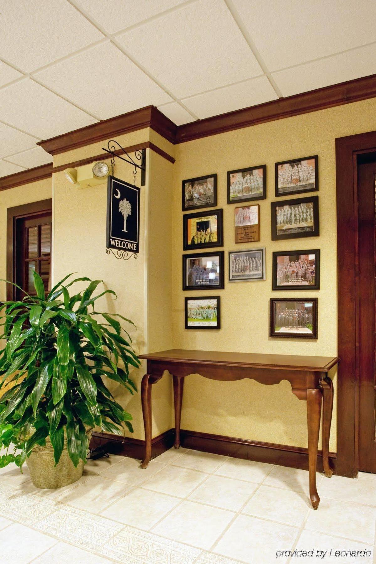 Holiday Inn Express Hotel & Suites Columbia-I-20 At Clemson Road By Ihg Экстерьер фото