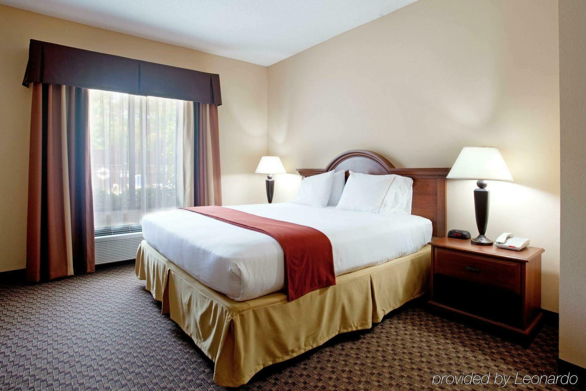 Holiday Inn Express Hotel & Suites Columbia-I-20 At Clemson Road By Ihg Экстерьер фото